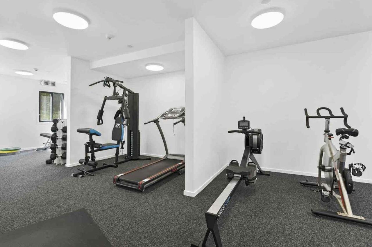 Modern 2-Bedroom Apartment 7-Mins Walk To 皇后镇 外观 照片